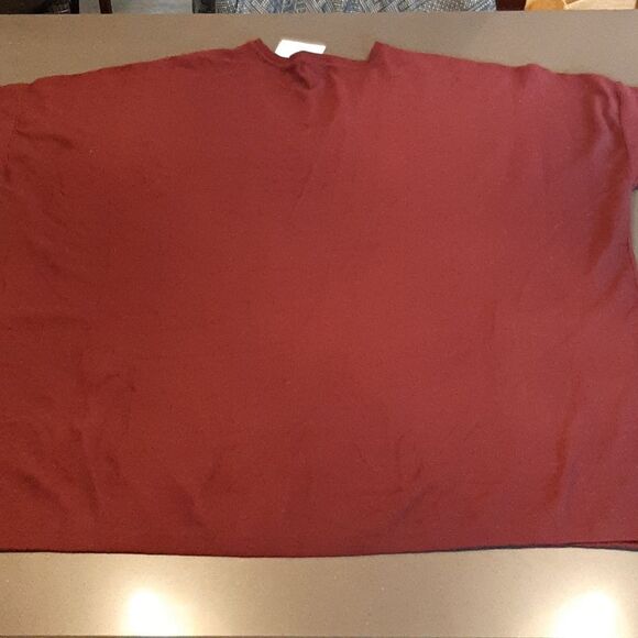 Versona Maroon Vee Neck Sweater with Pockets - Picture 5 of 9